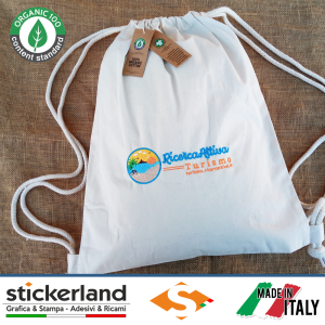 Sacca Zaino di cotone al 100% ricamato per Ricercattiva Turismo - versione 2
